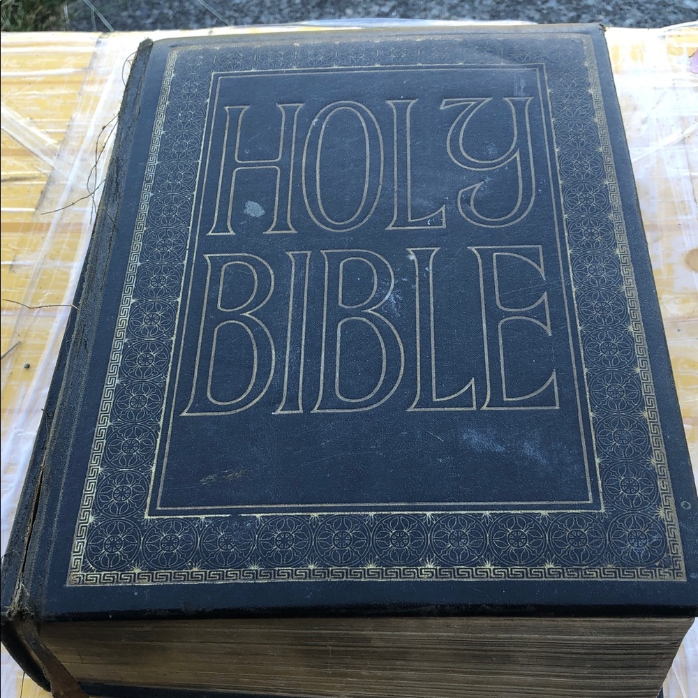 The Holy Bible Master Reference Edition with Gold Royal 1968